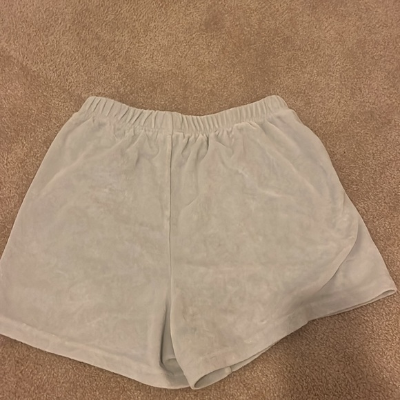 Tna towel shorts (very very light green, could be considered off white) - Picture 4 of 4